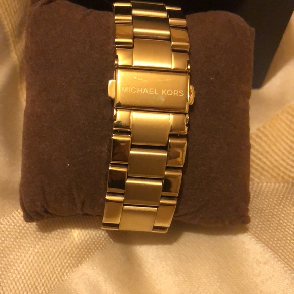 Michael kors watch - Picture 2 of 3